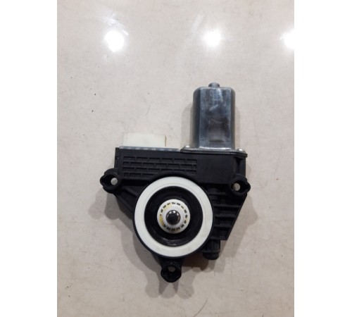 Моторчик стеклоподъемника (передний левый)