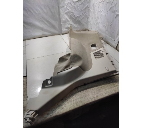 Обшивка багажника(задняя левая)