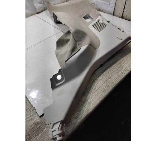 Обшивка багажника(задняя левая)