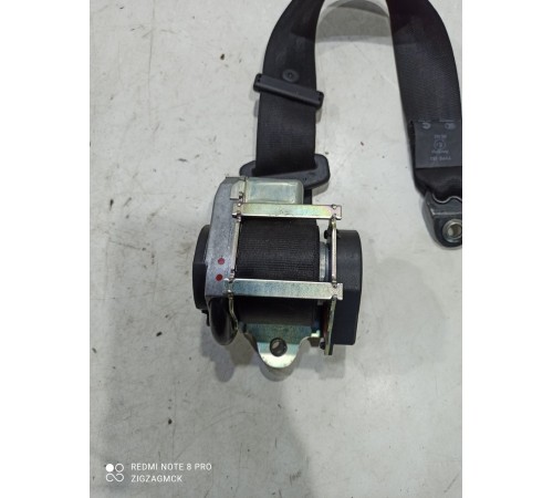 Ремень безопасности (задний правый)