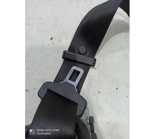 Ремень безопасности (задний правый)