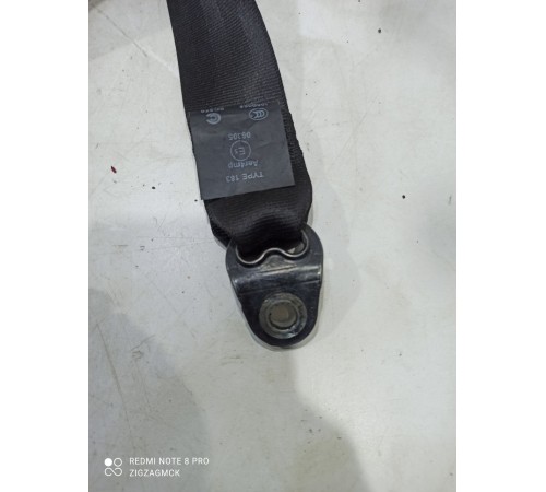 Ремень безопасности (задний правый)