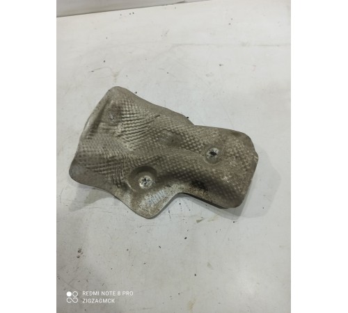 Теплоизоляционный экран топливного бака