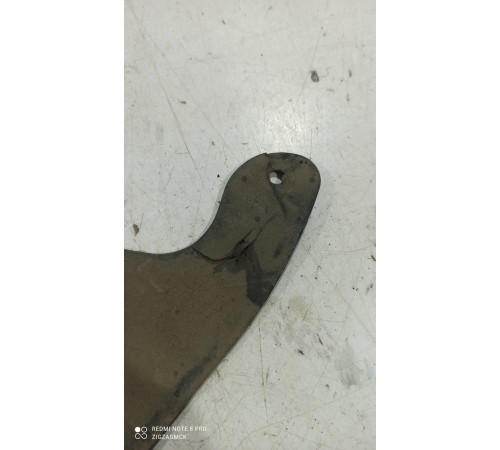 Пыльник крыла и рамы