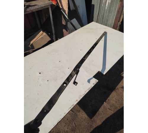 Распорка кузова левая