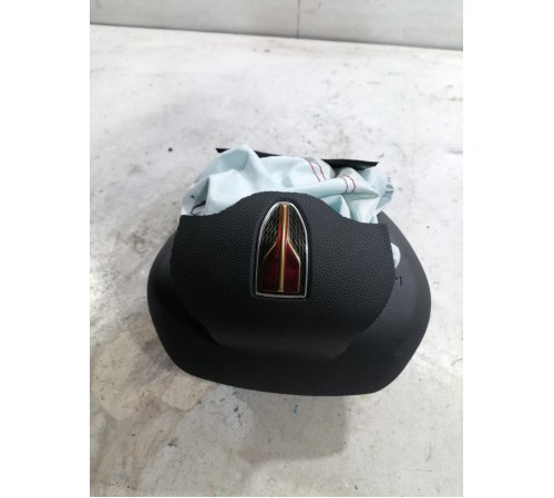 Подушка безопасности водителя