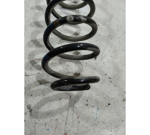 Пружина подвески(задняя правая)