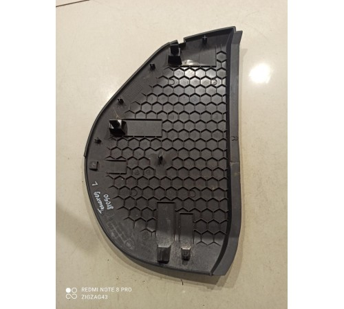 Накладка торпедо боковая(левая)