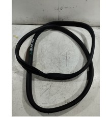 Уплотнитель двери задний левый