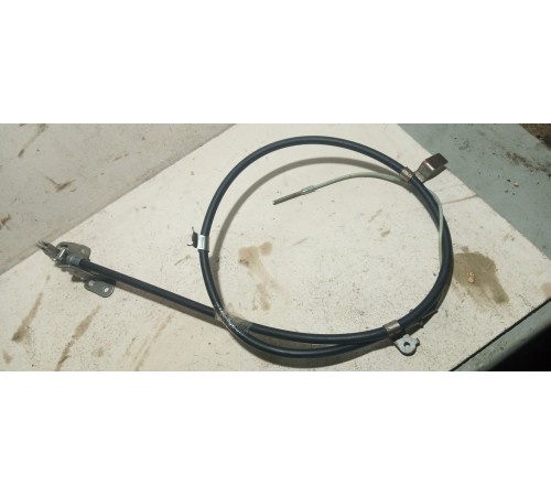 Трос стояночного тормоза