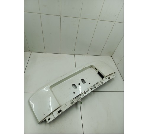 Накладка крышки багажника