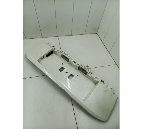 Накладка крышки багажника