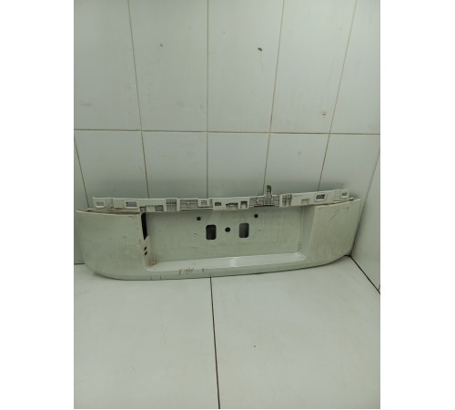 Накладка крышки багажника