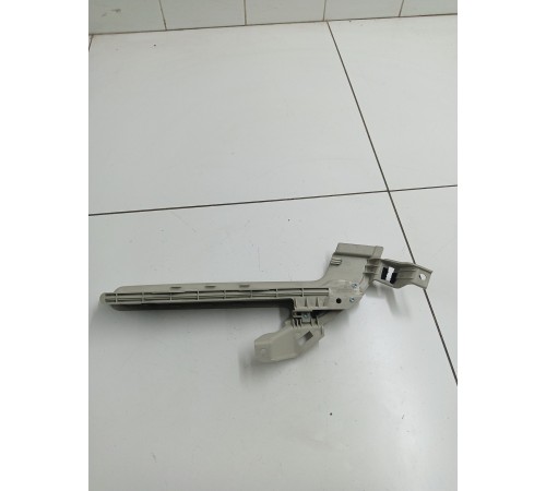 Кронштейн полки багажника левый