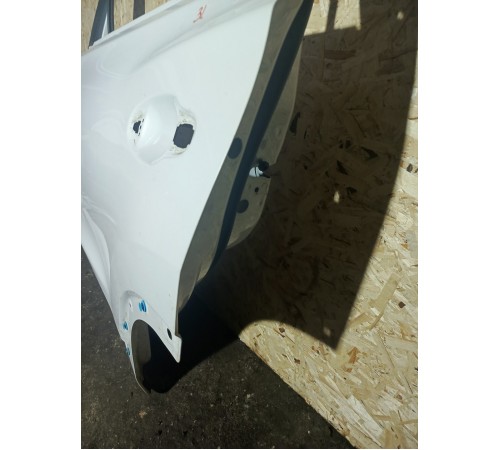 Дверь задняя левая