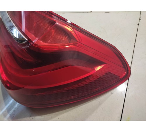 Фонарь (задний правый)