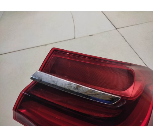 Фонарь (задний правый)