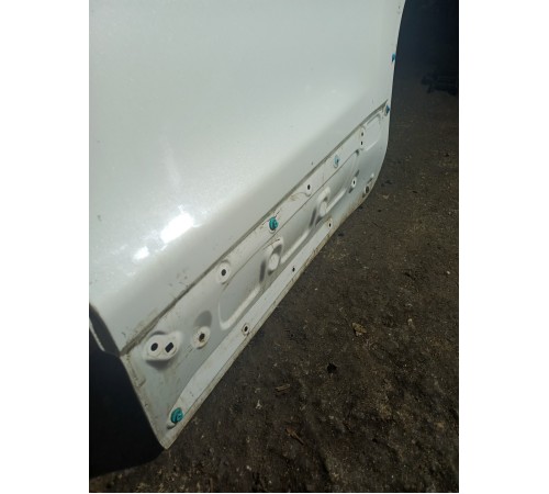 Дверь задняя левая