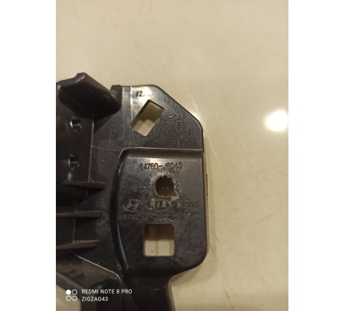 Кронштейн накладки торпедо