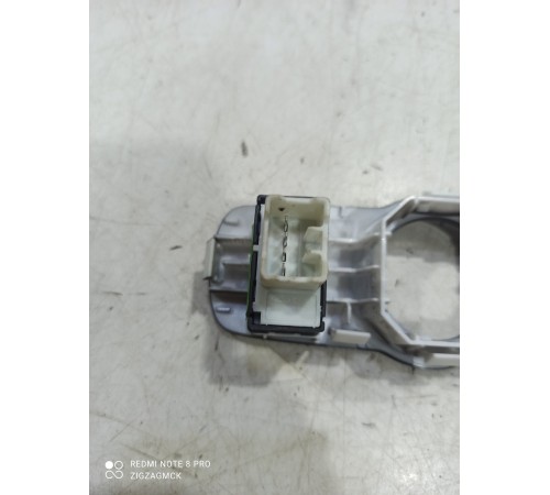 Кнопка корректора фар