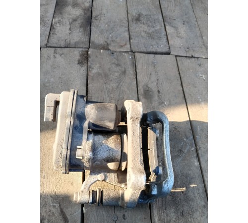 Суппорт задний левый