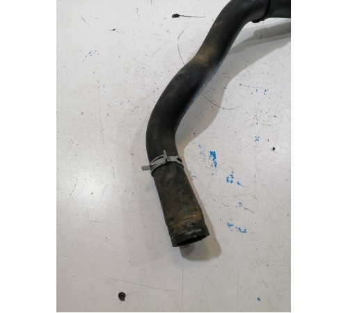 Патрубок системы охлаждения