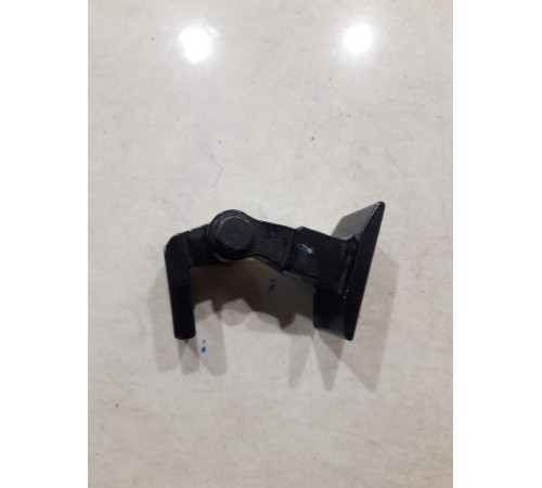 Петля двери(задняя правая верхняя)