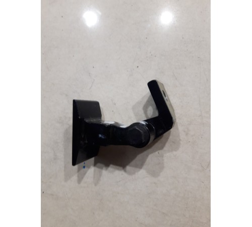 Петля двери(задняя правая верхняя)