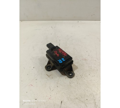 Датчик слепых зон задний правый