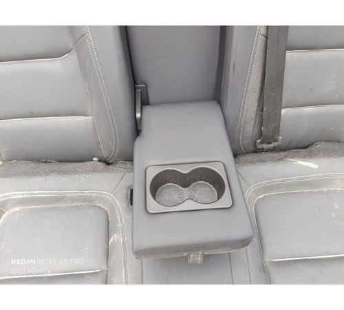 Задний ряд сидений