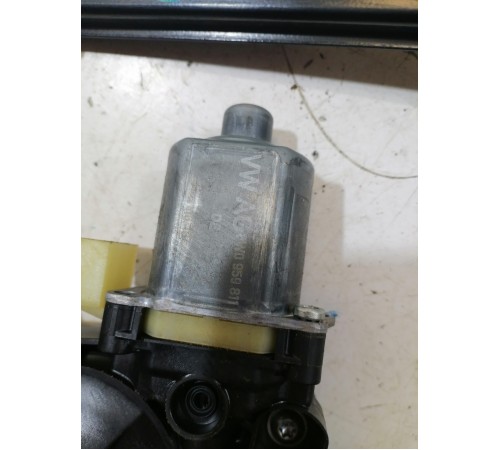 Стеклоподъемник задний левый