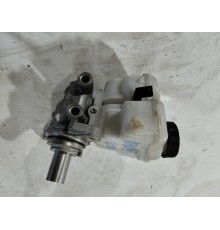 Главный тормозной цилиндр (в сборе)