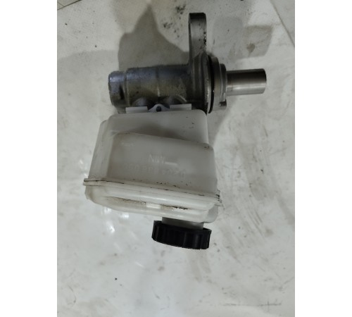 Главный тормозной цилиндр (в сборе)