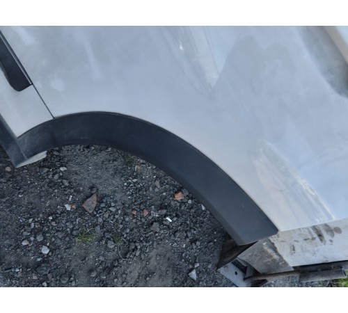 Дверь задняя левая