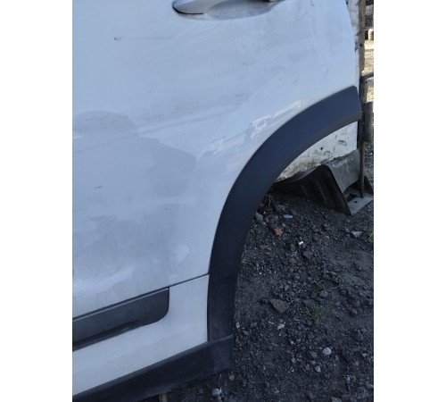 Дверь задняя левая