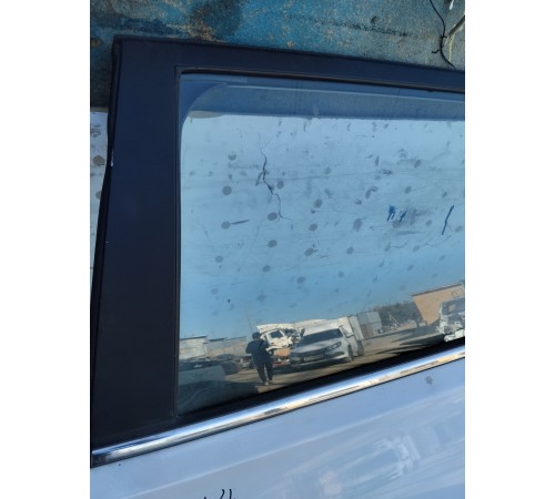 Дверь задняя левая