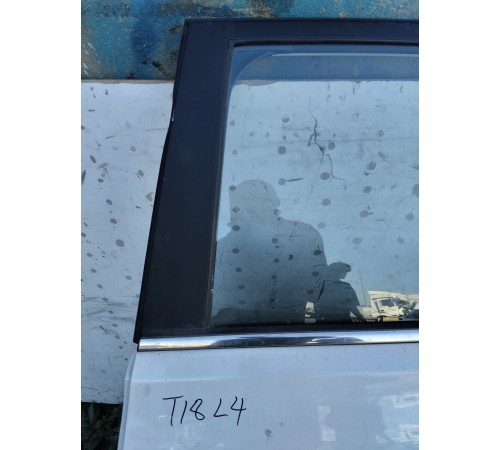 Дверь задняя левая