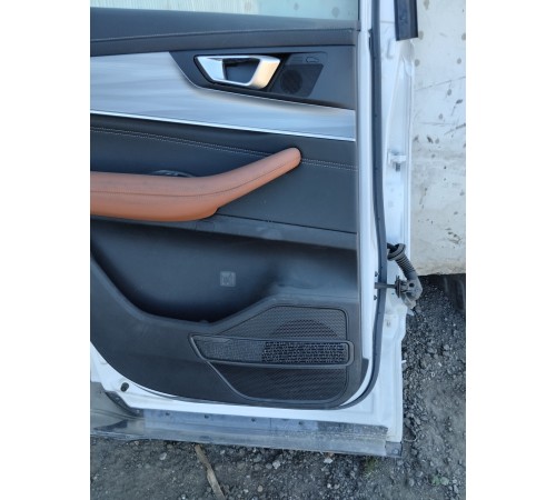 Дверь задняя левая