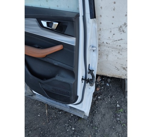 Дверь задняя левая