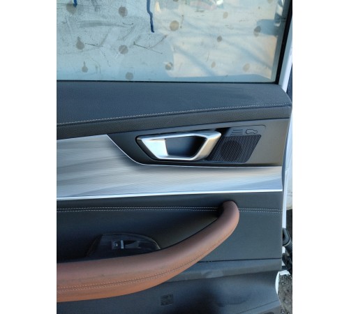 Дверь задняя левая