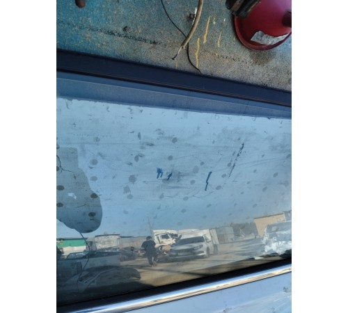 Дверь задняя левая