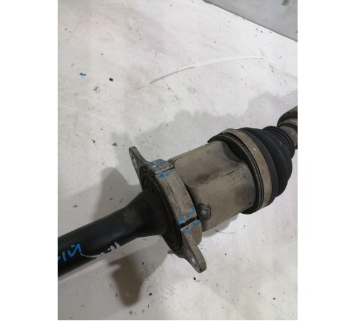 Привод (полуось) передний правый