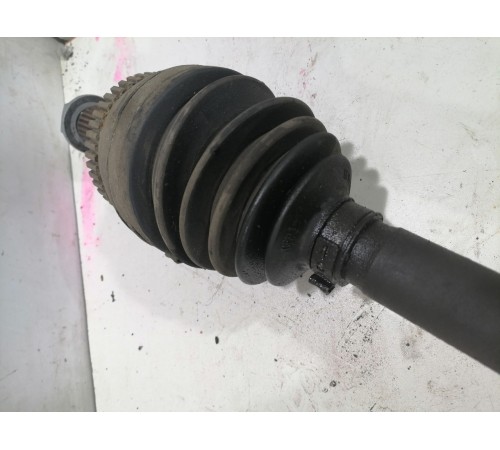 Привод (полуось) передний правый