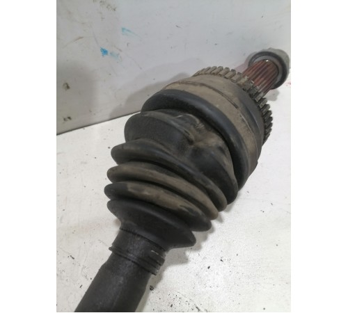 Привод (полуось) передний правый