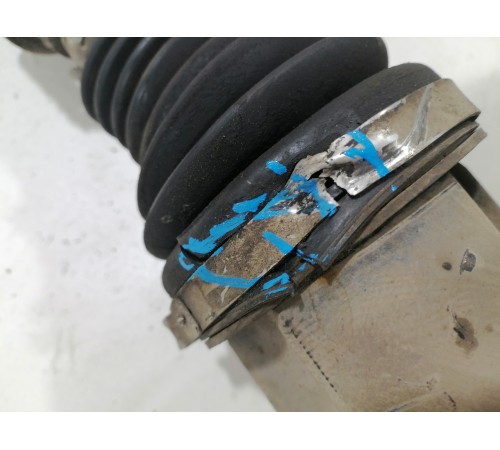 Привод (полуось) передний правый