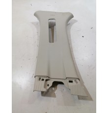 Обшивка центральной стойки левая верхняя 