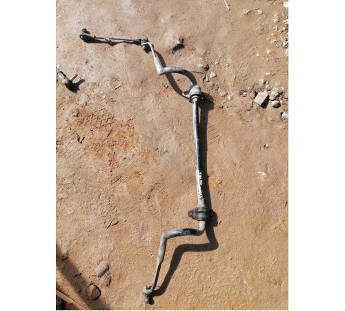 Стабилизатор передний