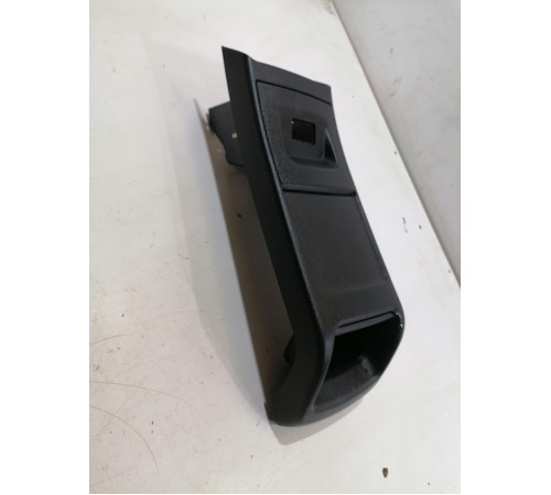 Накладка центральной консоли задняя