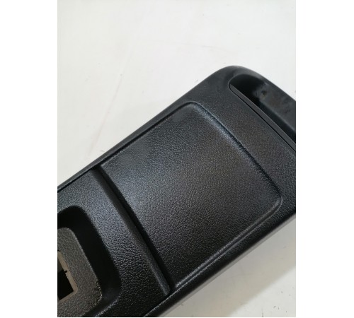 Накладка центральной консоли задняя