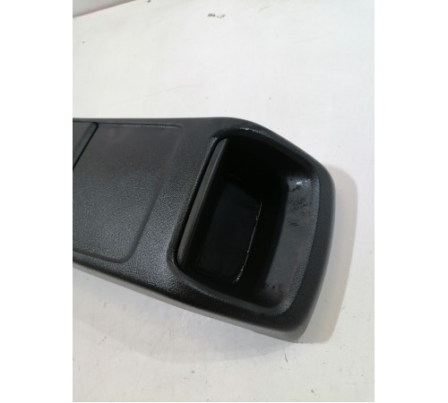 Накладка центральной консоли задняя